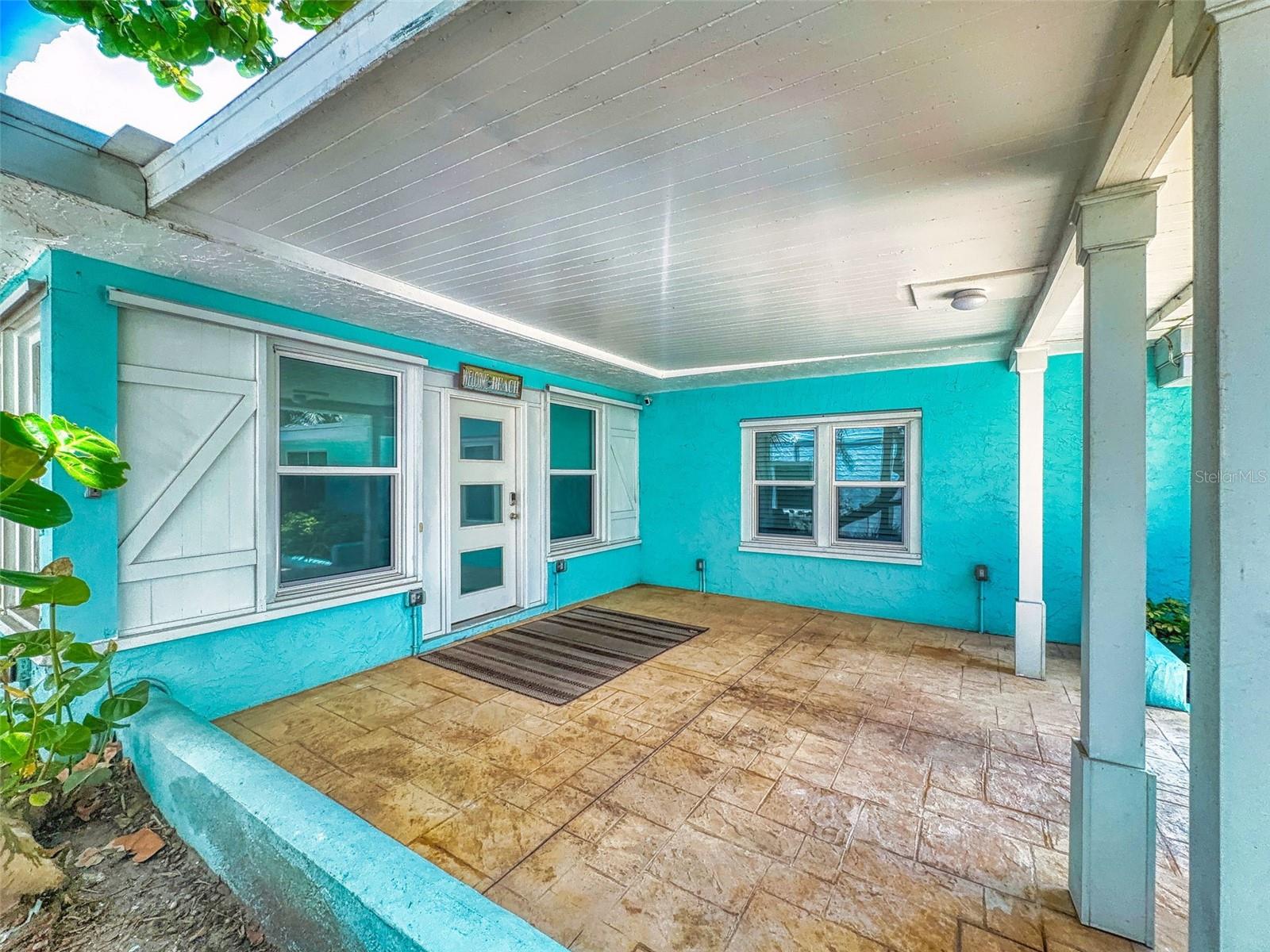 1011 Hill St Property Photo 33