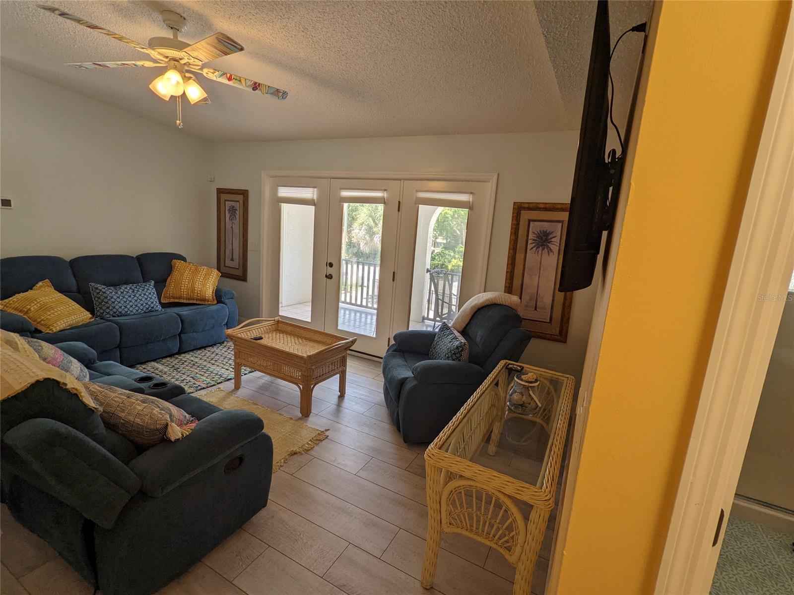 203 Canova Dr Property Photo 2