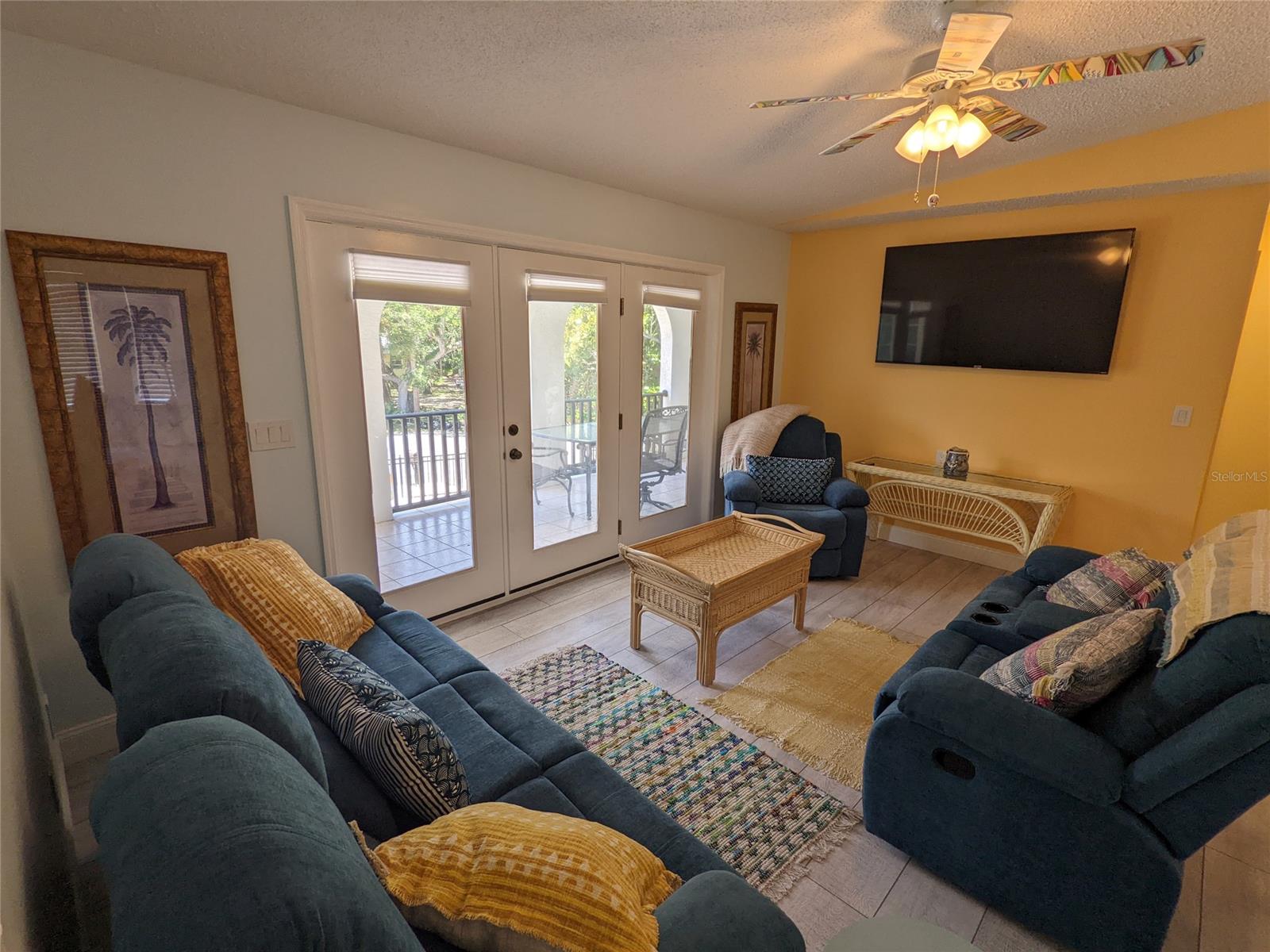 203 Canova Dr Property Photo 3