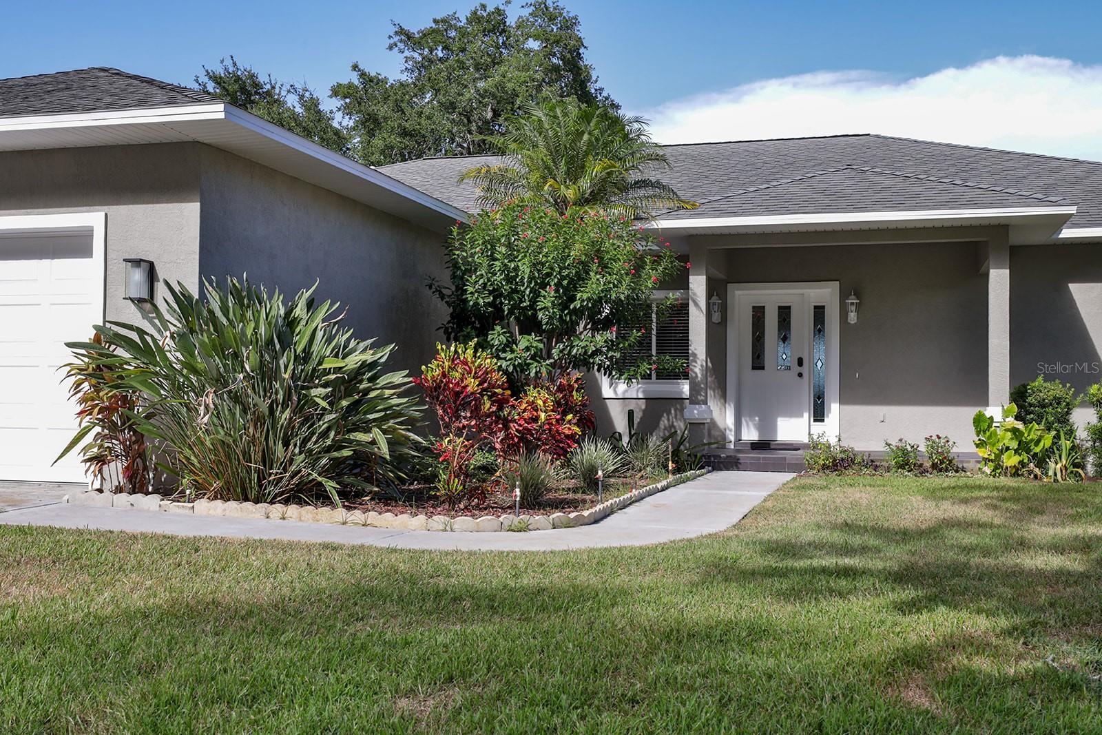 2437 Swordfish Ln Property Photo 3