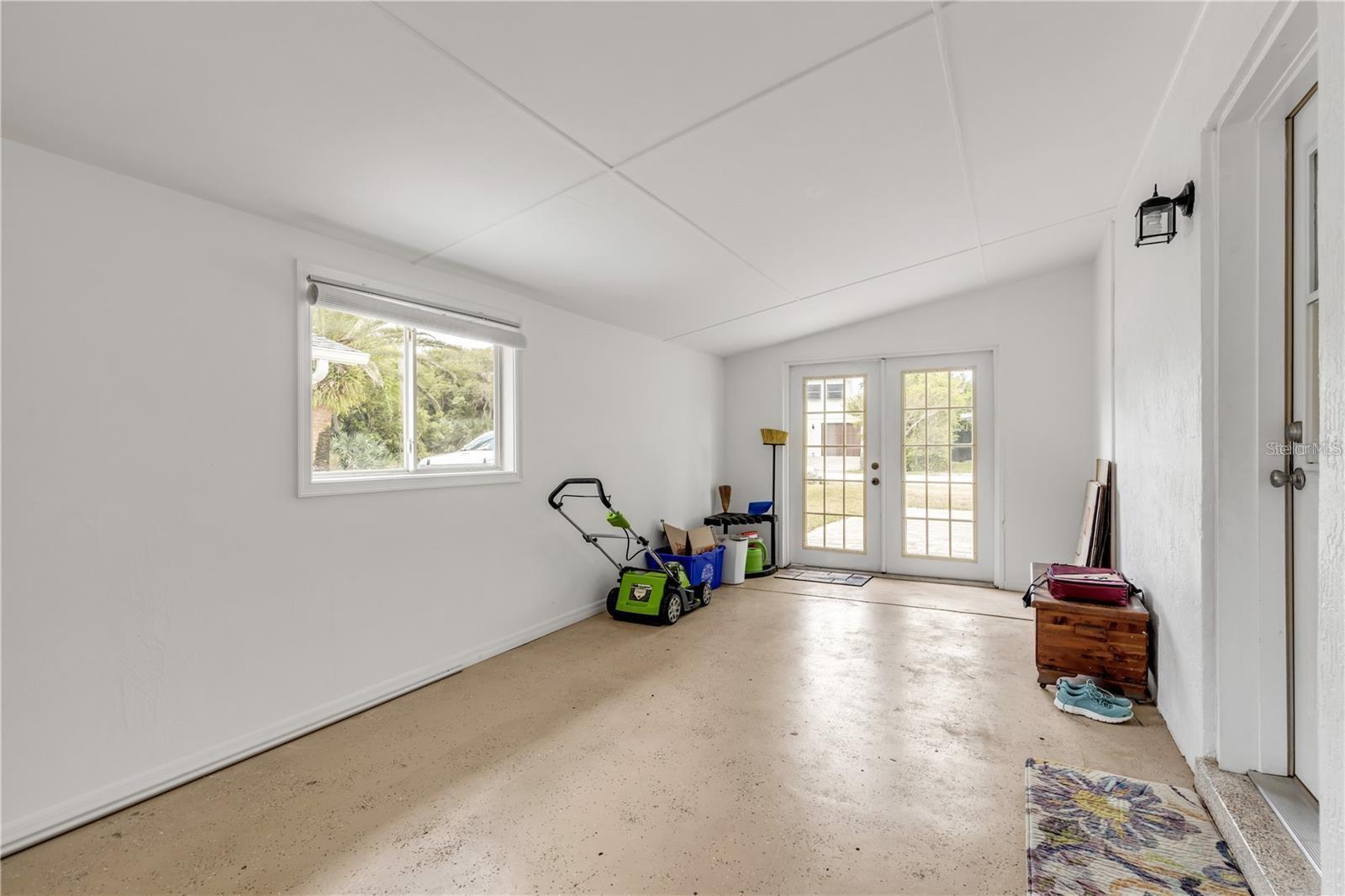 1219 Beacon St Property Photo 32