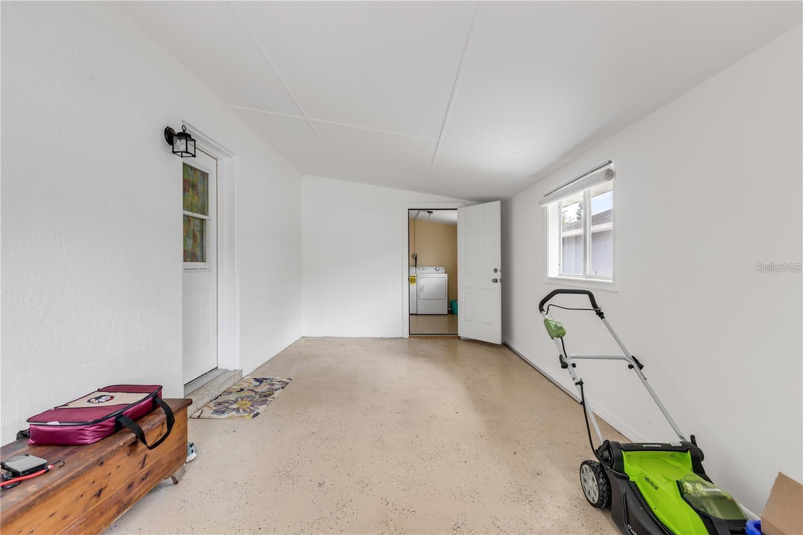1219 Beacon St Property Photo 33
