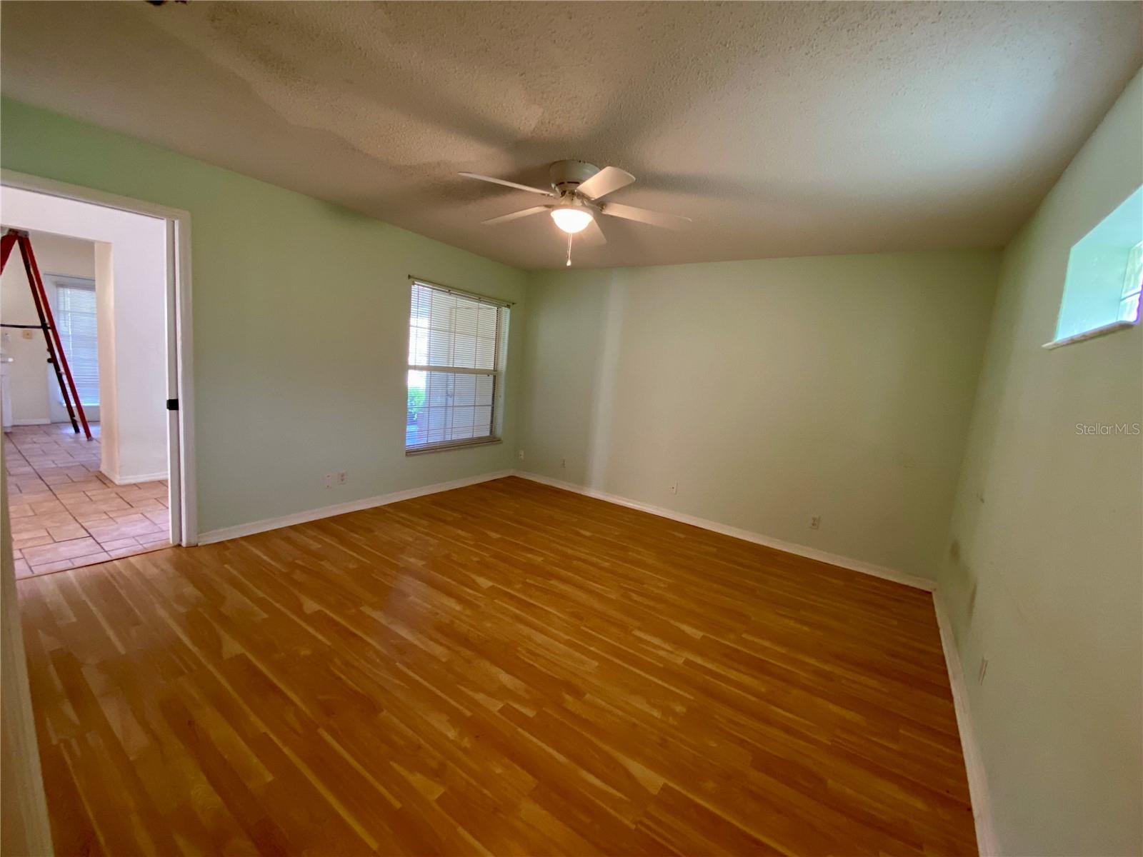 101 Braeburn Cir Property Photo 8