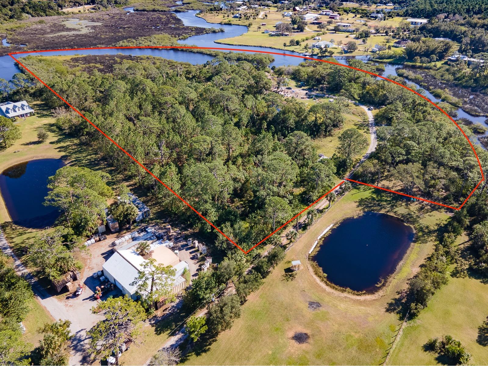 1390 Tumblin Dr Property Photo 4
