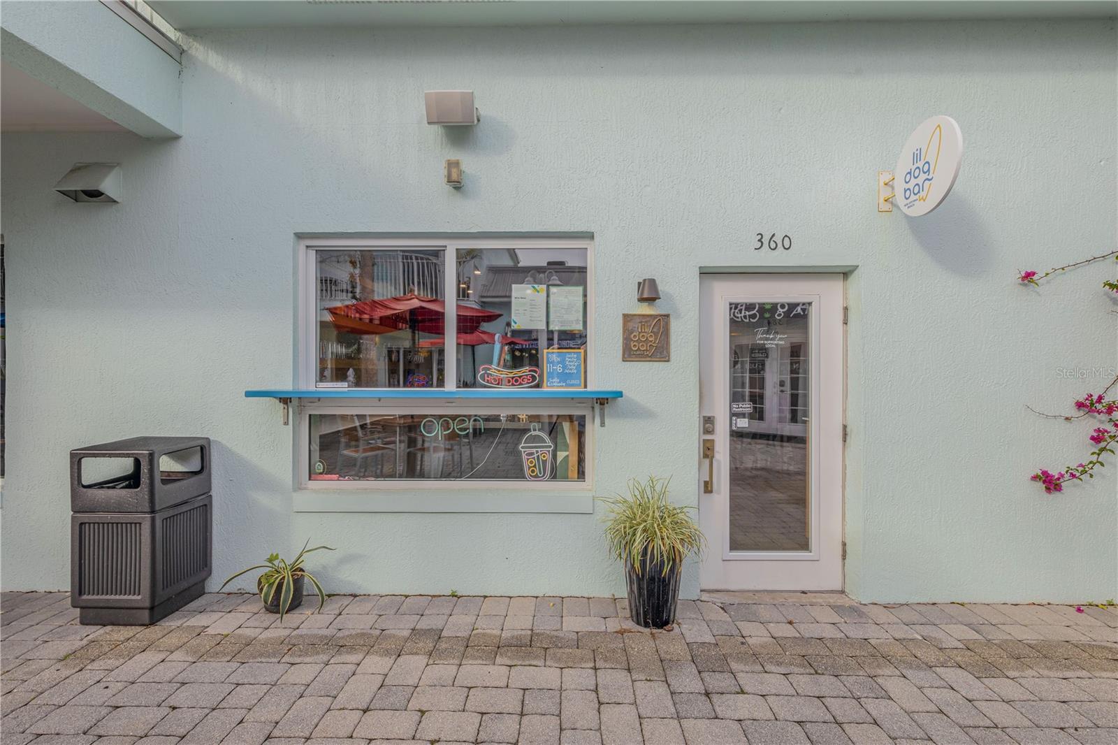 360 Flagler Ave Property Photo 6