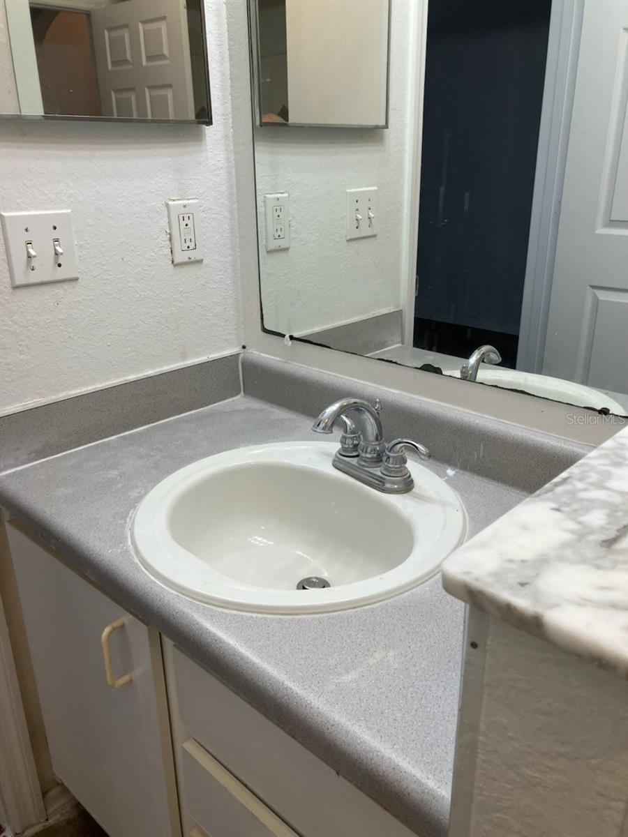 827 Camargo Way #307 Property Photo 4