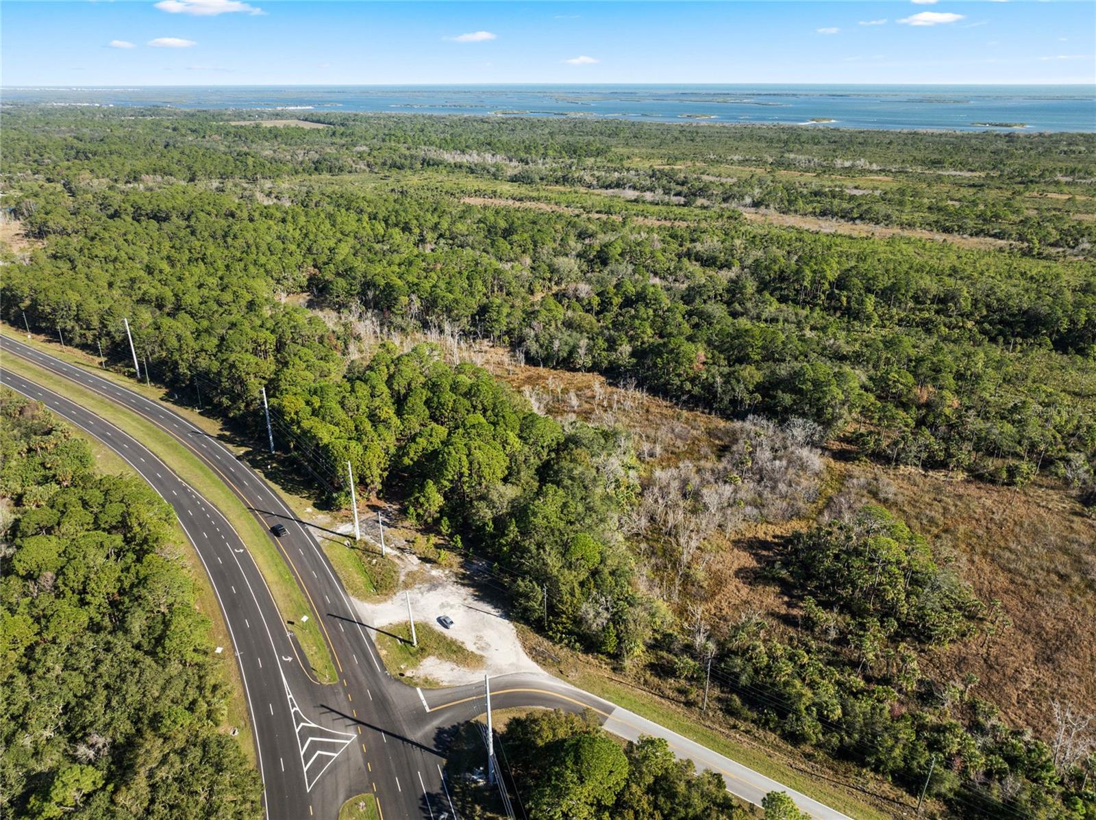 699 S Us Highway 1 Property Photo 5