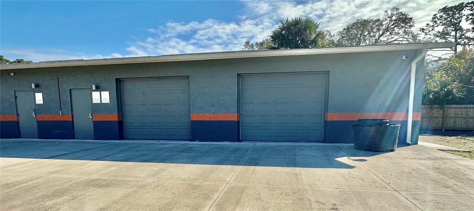 2724 Hibiscus Dr #a & B Property Photo 3