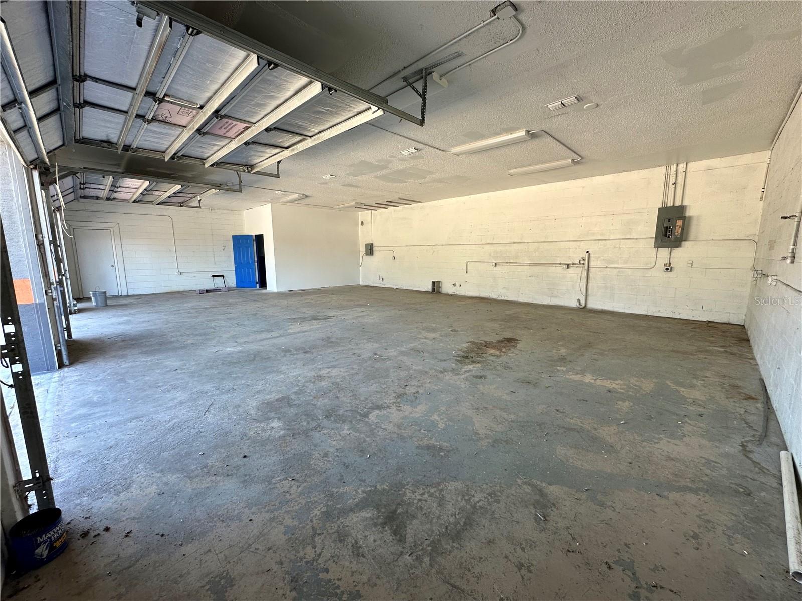 2724 Hibiscus Dr #a & B Property Photo 4