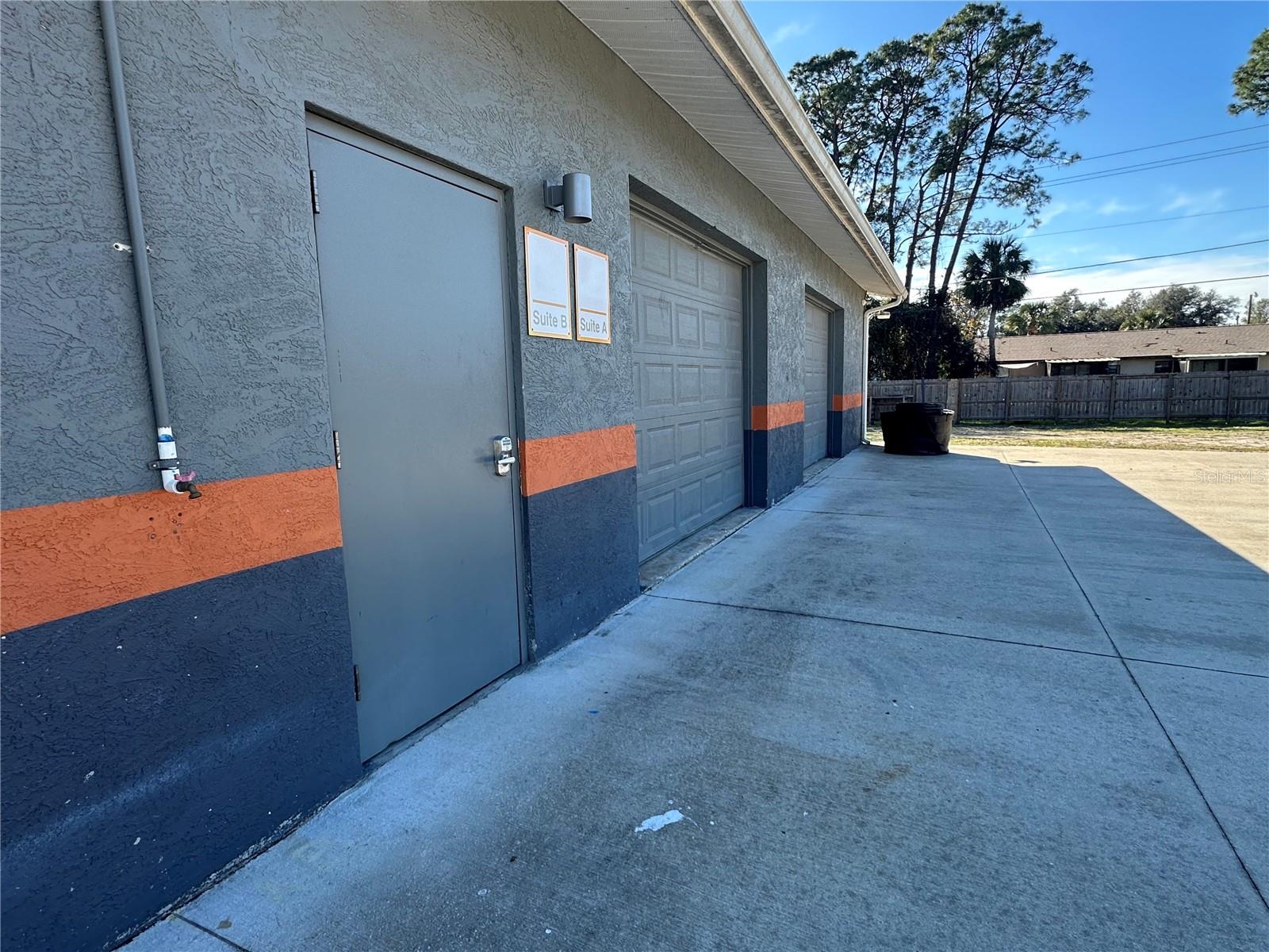 2724 Hibiscus Dr #a & B Property Photo 8