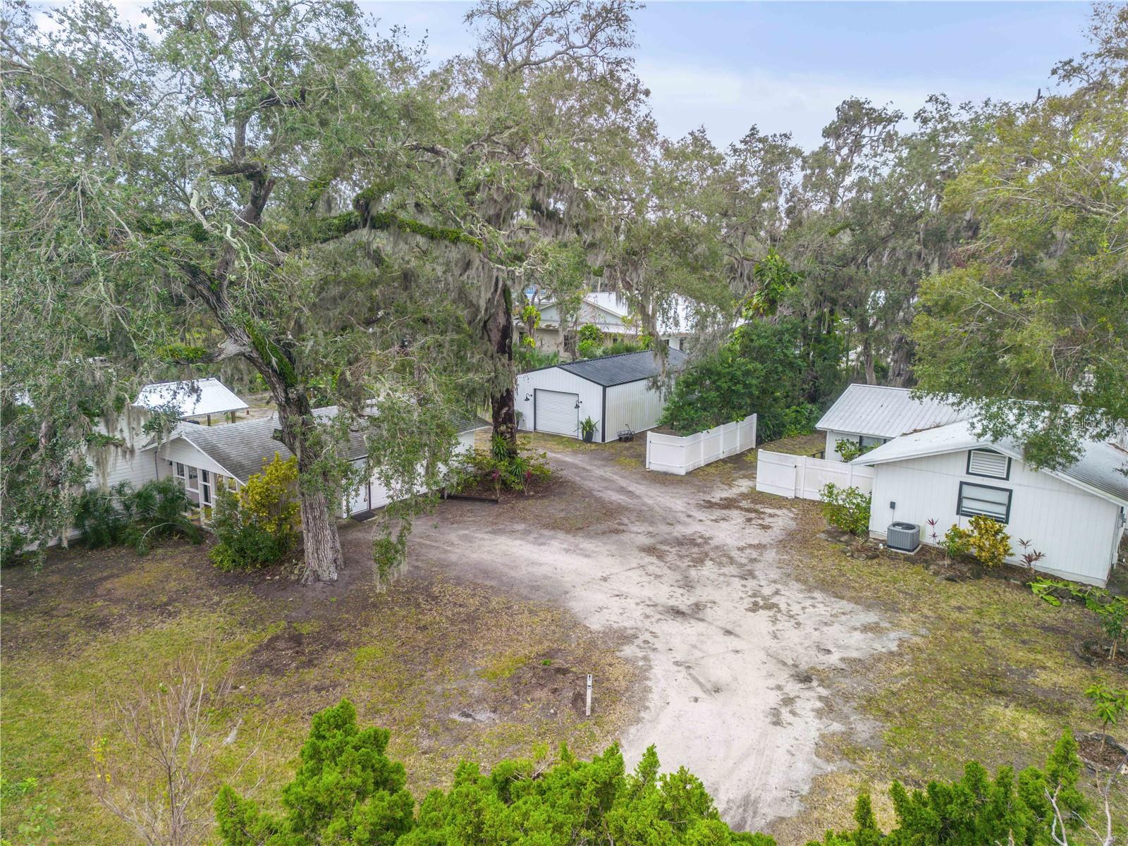 801 Canal St Property Photo 4