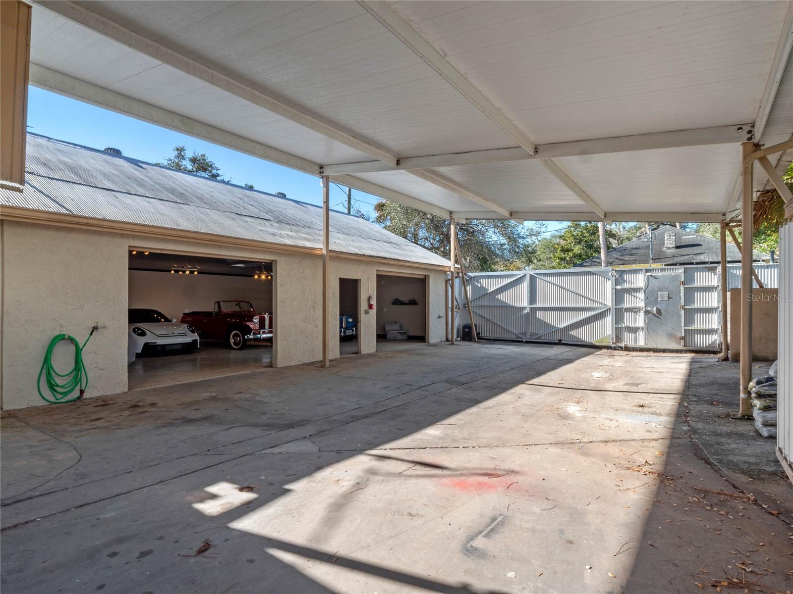 208 Magnolia St Property Photo 26