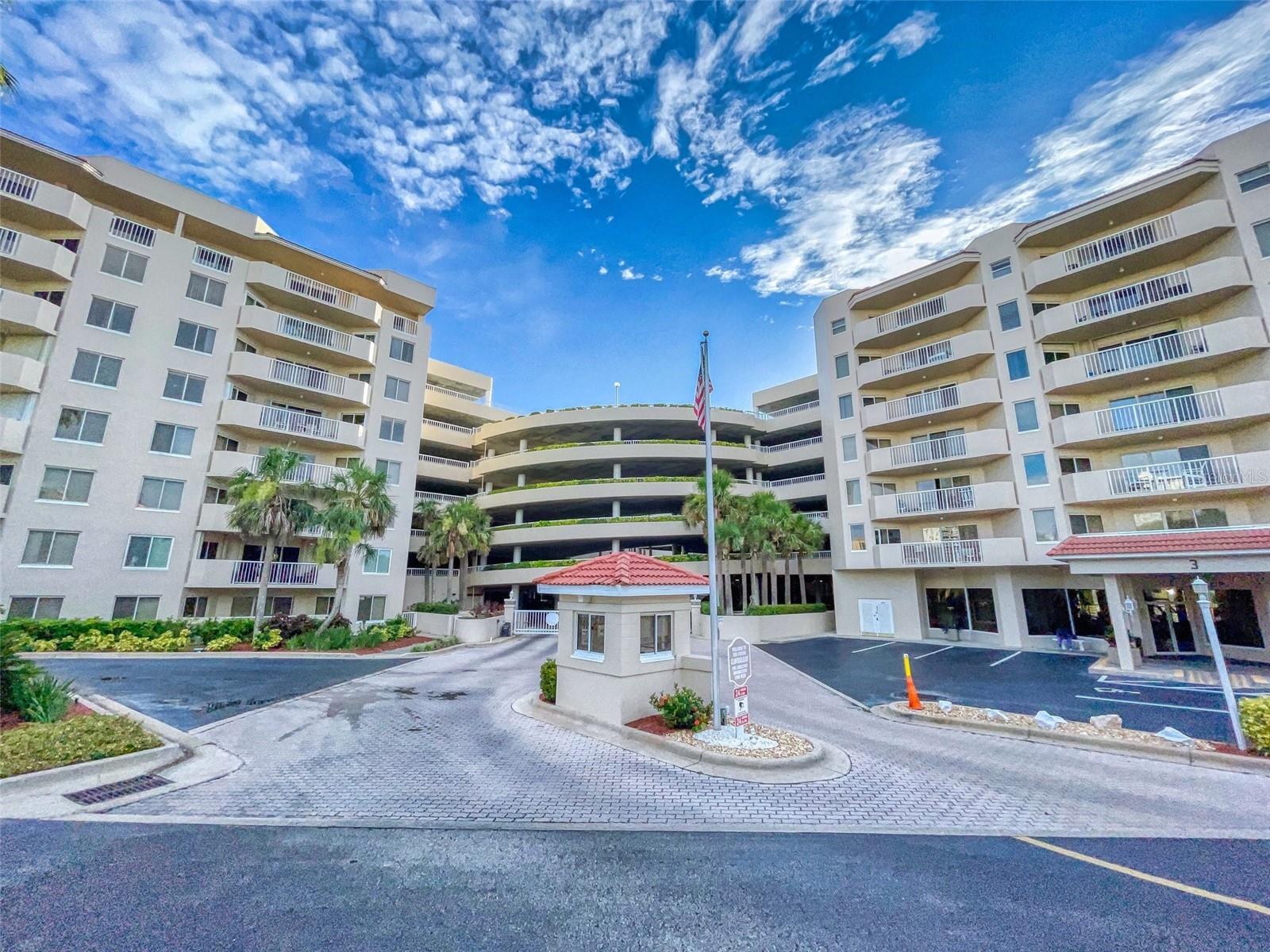 3 Oceans West Boulevard #3b1 Property Photo