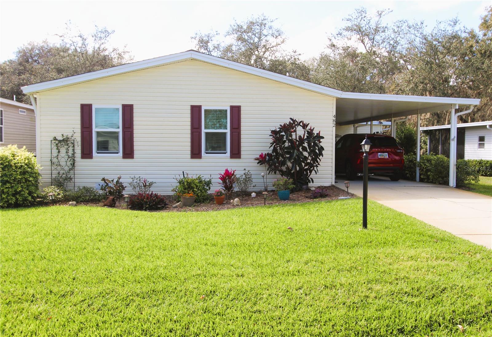 482 Sioux Blvd Property Photo