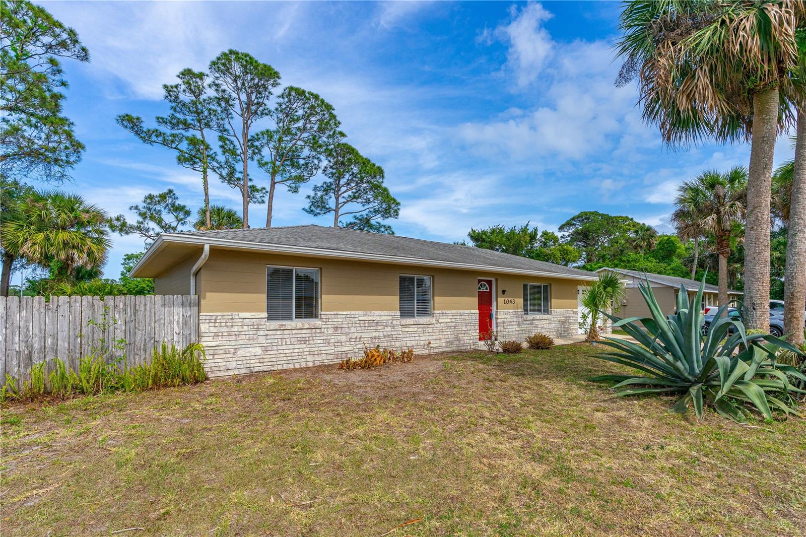 1043 Beulah Dr Property Photo