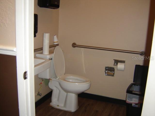 2018 S Ridgewood Ave N #! & 2 Property Photo 2