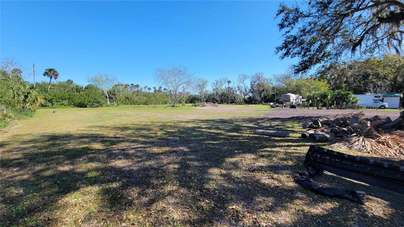318 Palm Ave Property Photo 8