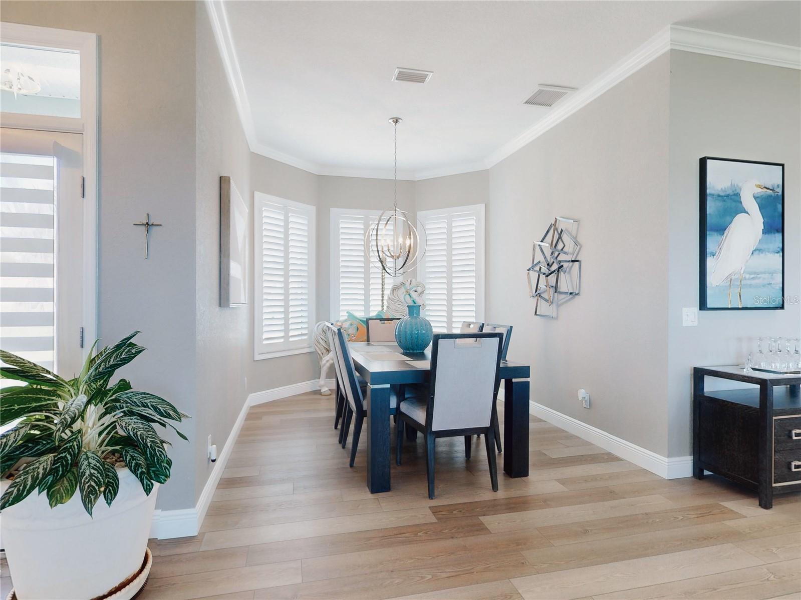 2019 S Riverside Property Photo 22