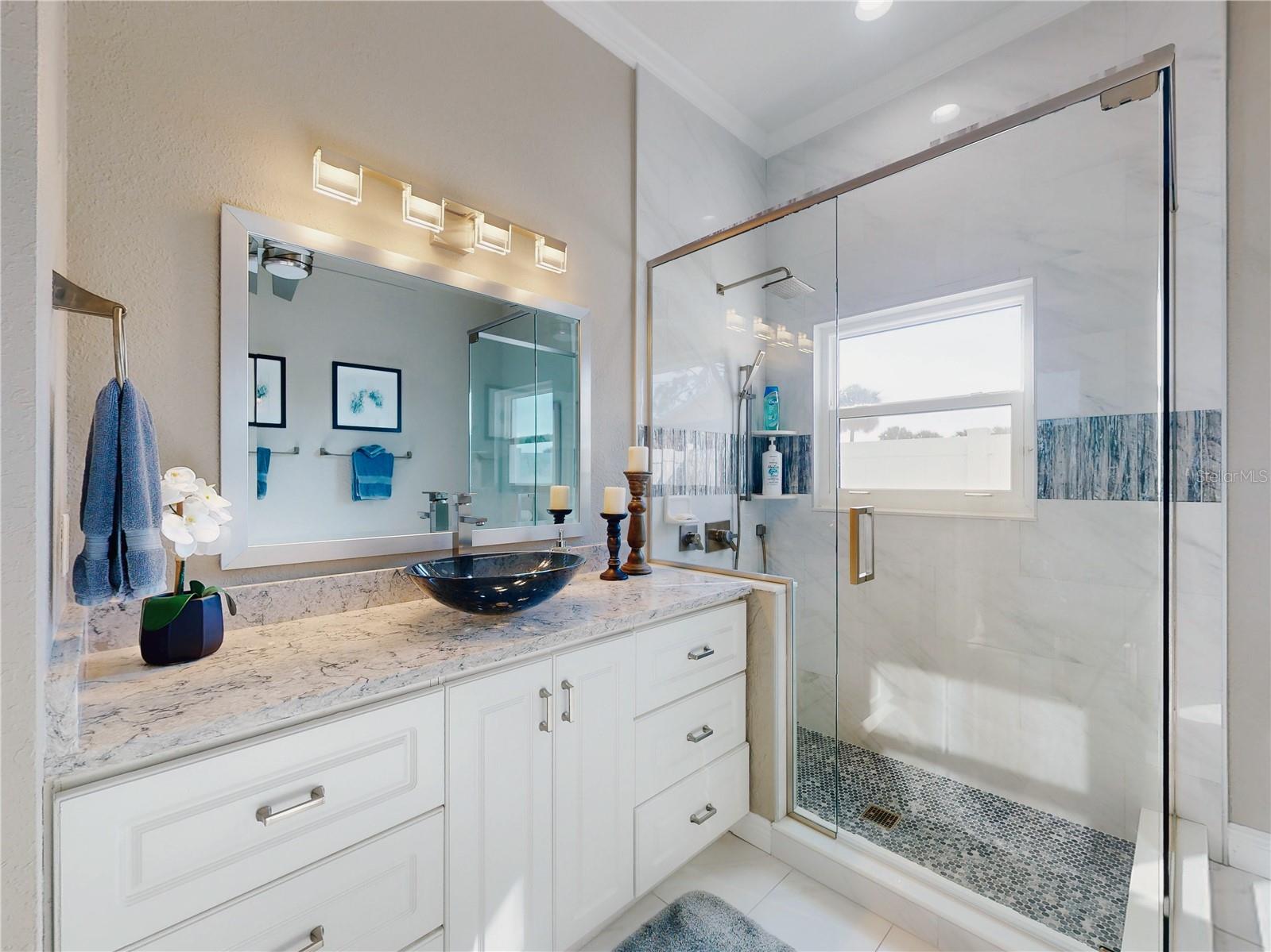 2019 S Riverside Property Photo 30