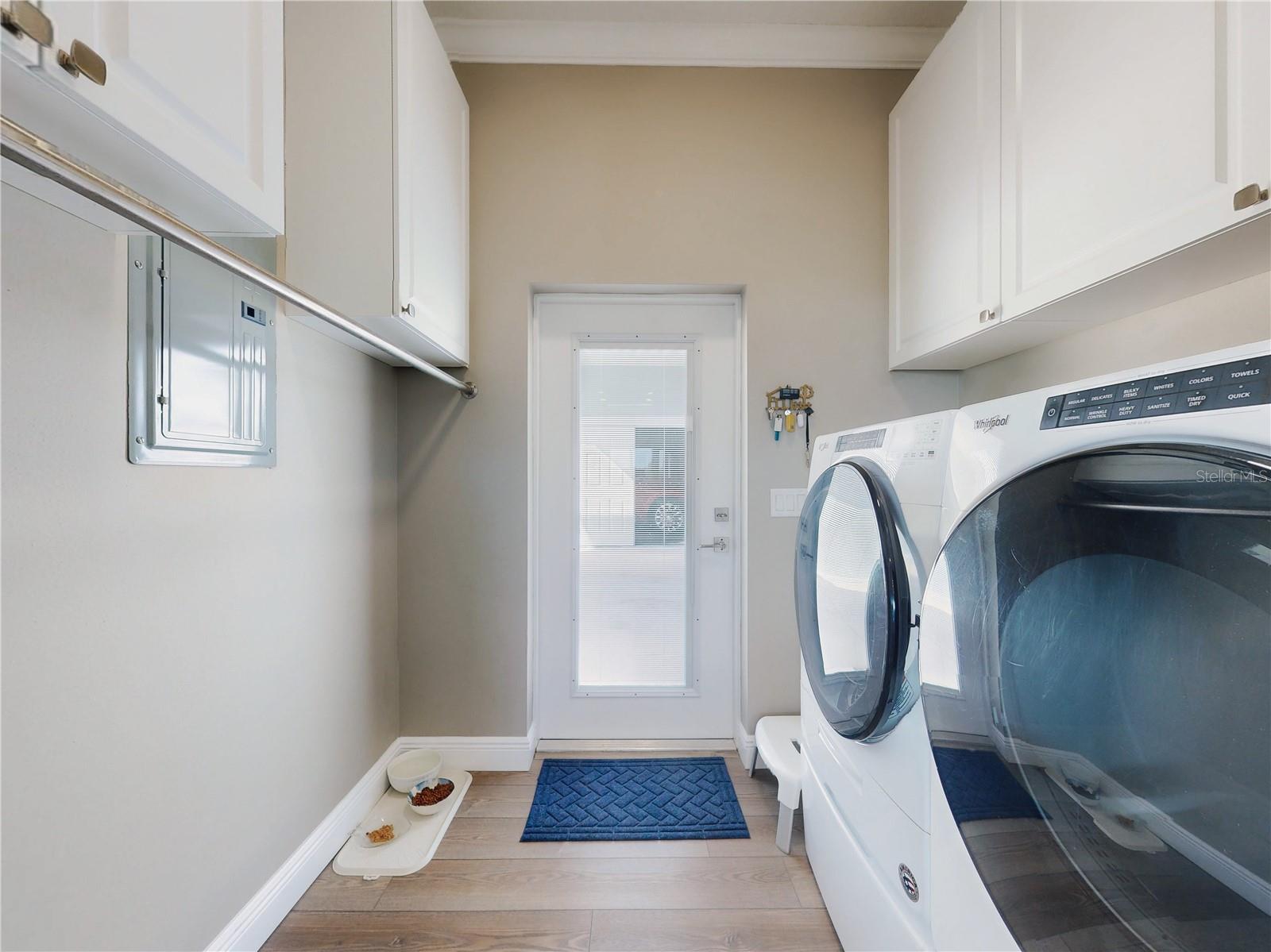 2019 S Riverside Property Photo 31