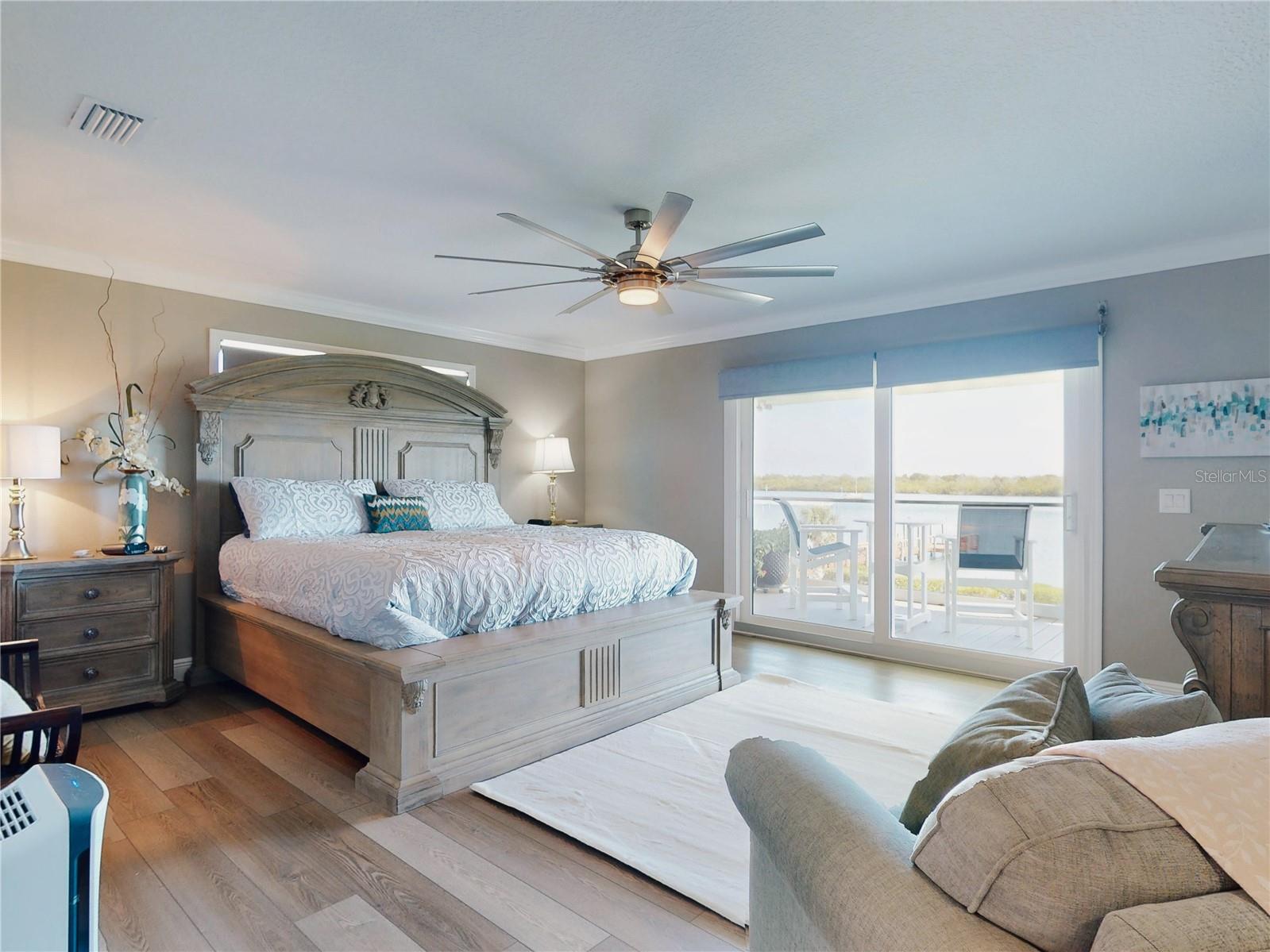 2019 S Riverside Property Photo 39