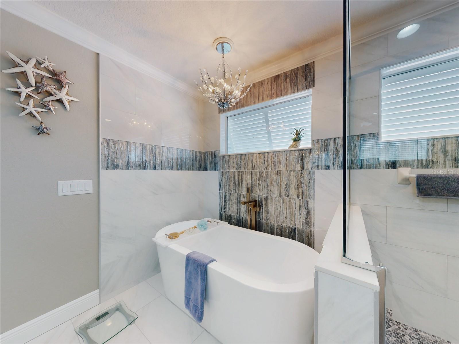 2019 S Riverside Property Photo 44