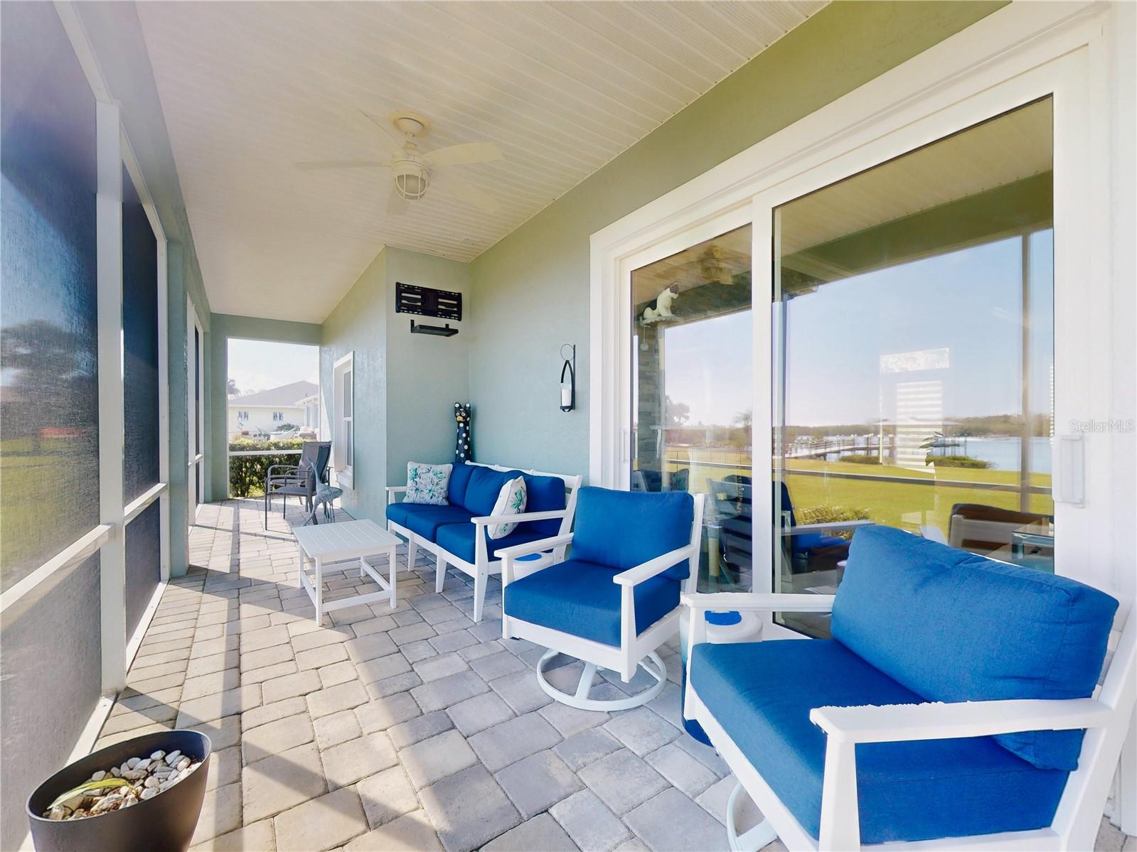 2019 S Riverside Property Photo 52