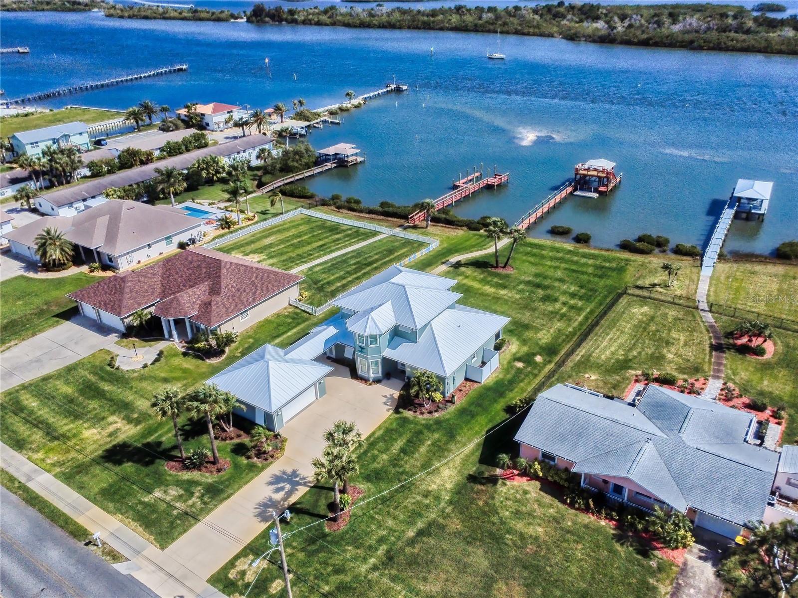 2019 S Riverside Property Photo 59