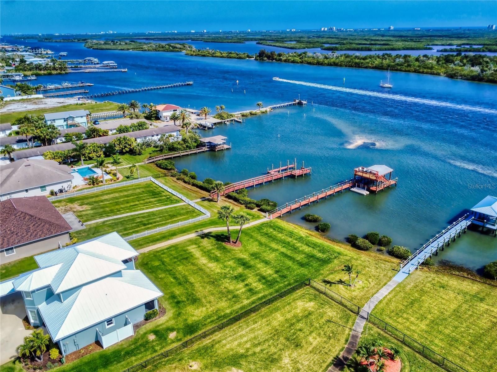 2019 S Riverside Property Photo 67