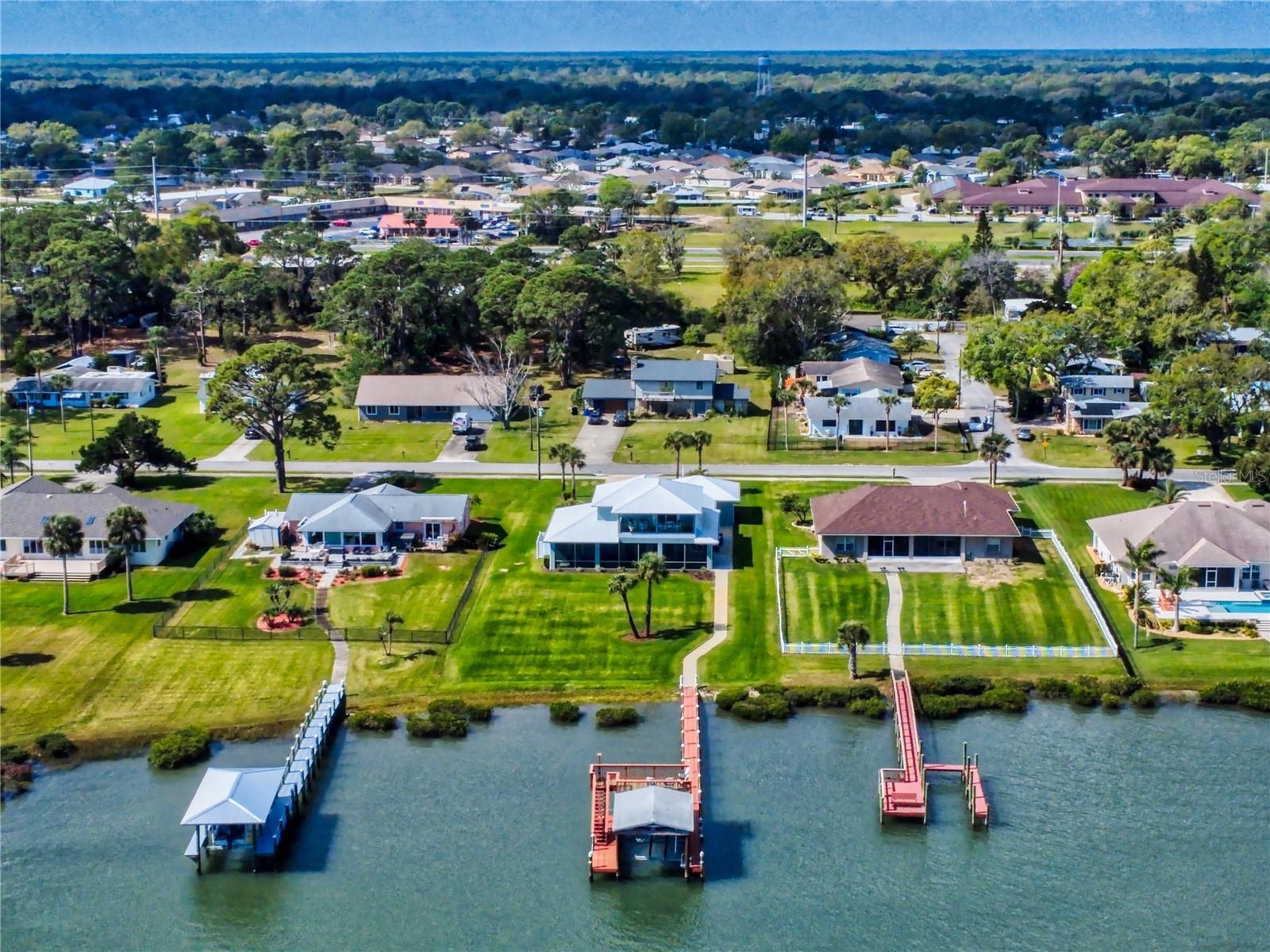 2019 S Riverside Property Photo 69