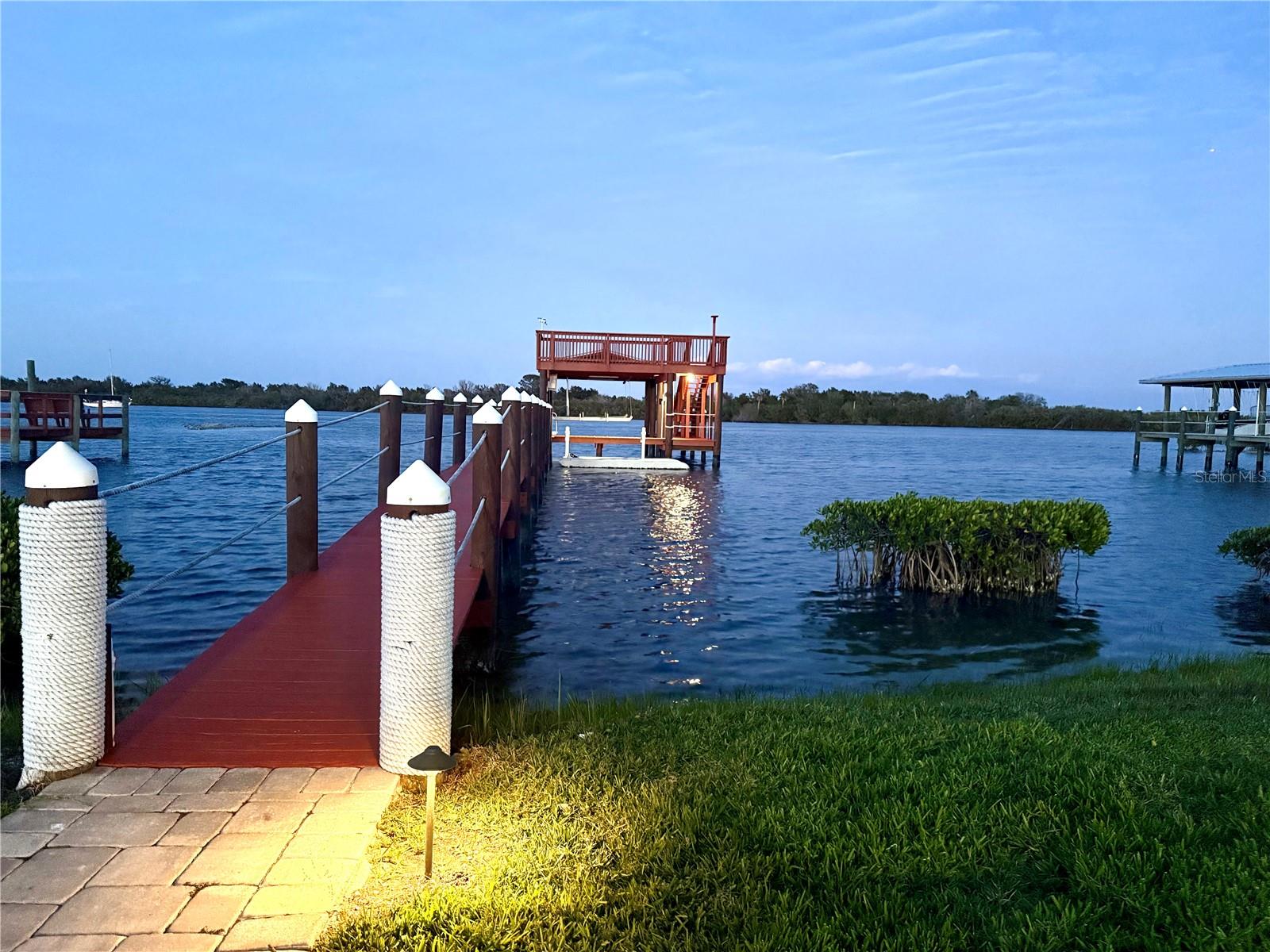2019 S Riverside Property Photo 84