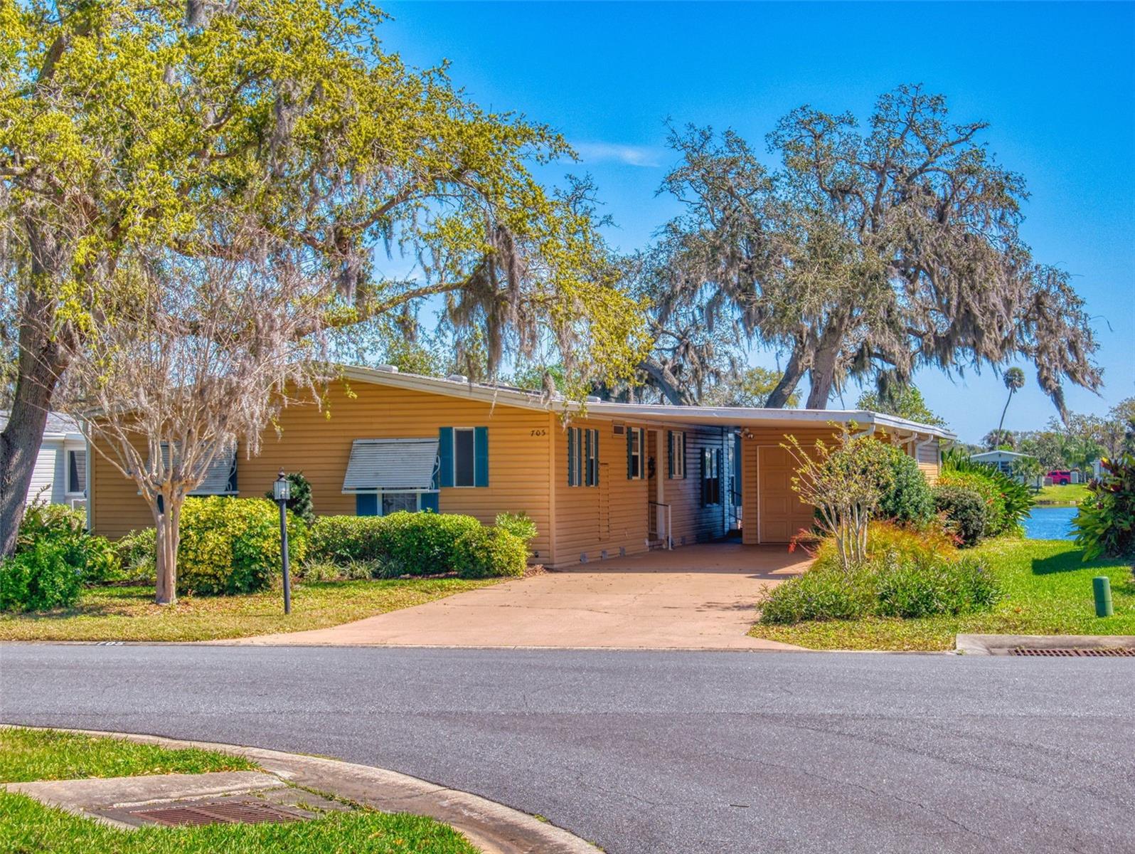705 Starboard Ave Property Photo