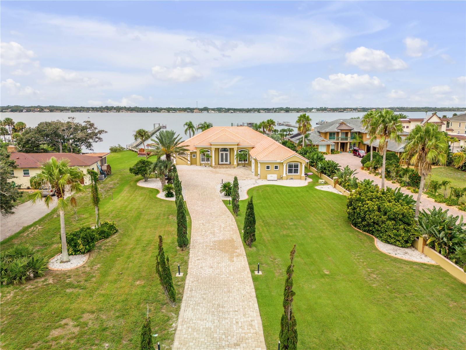 2640 S Peninsula Dr Property Photo