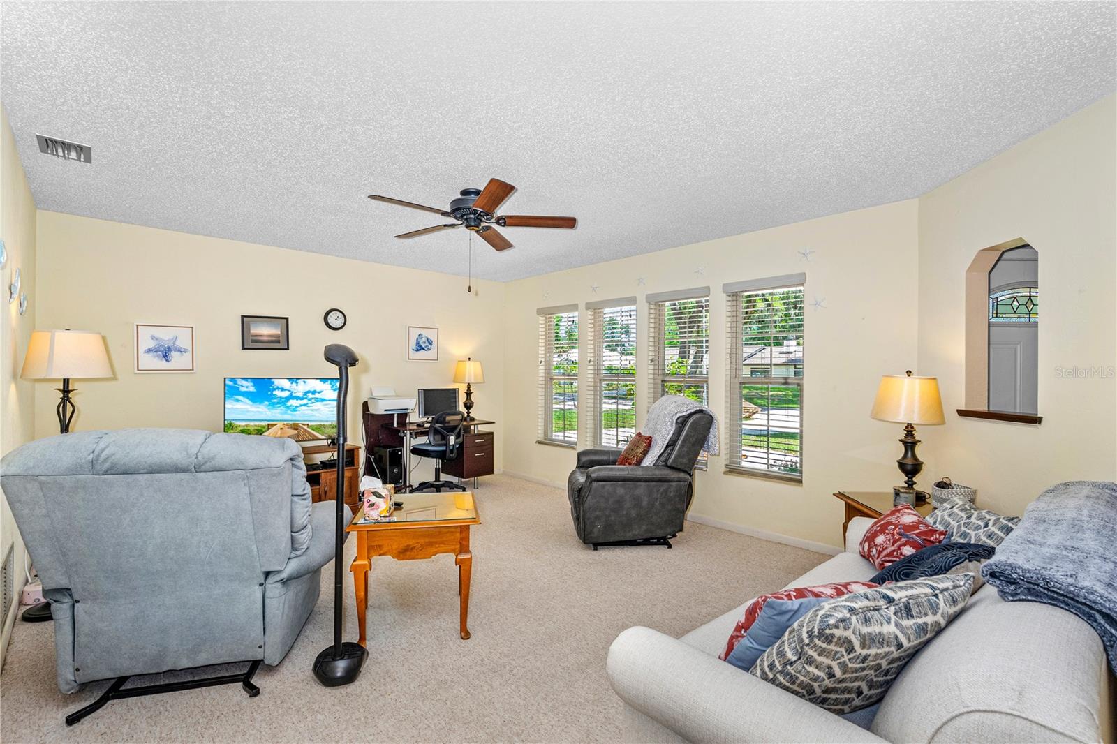 3016 Mango Tree Dr Property Photo 8