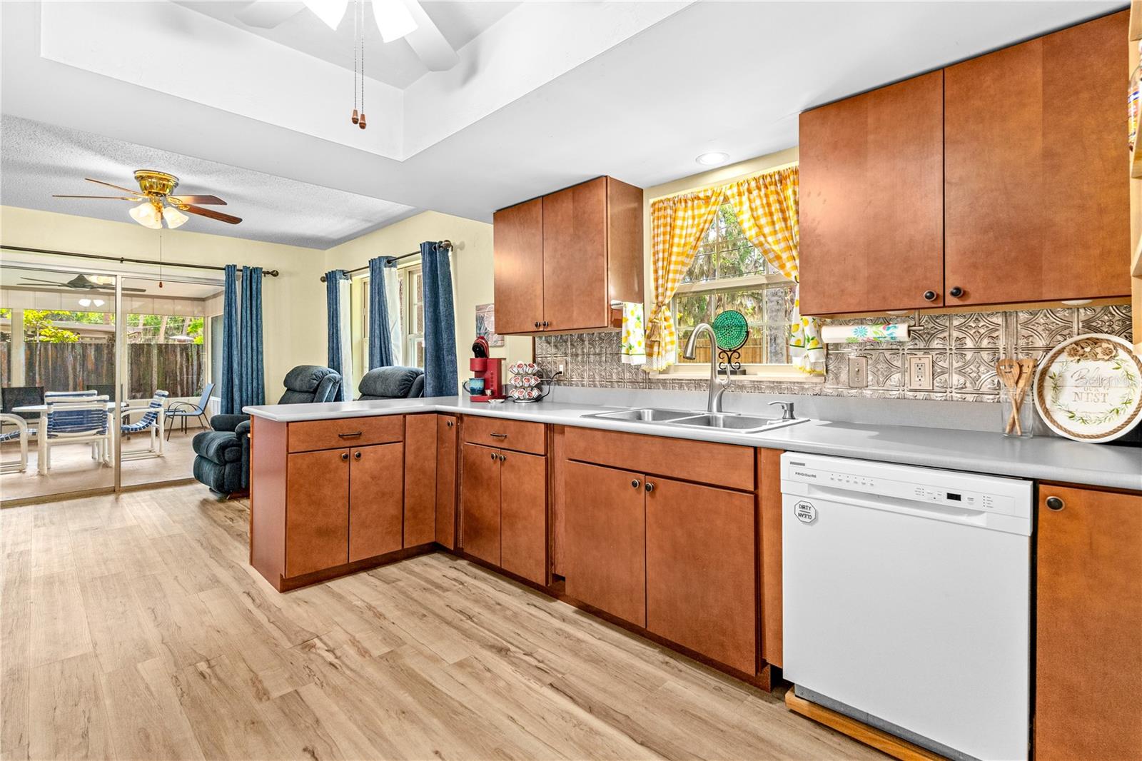 3016 Mango Tree Dr Property Photo 15