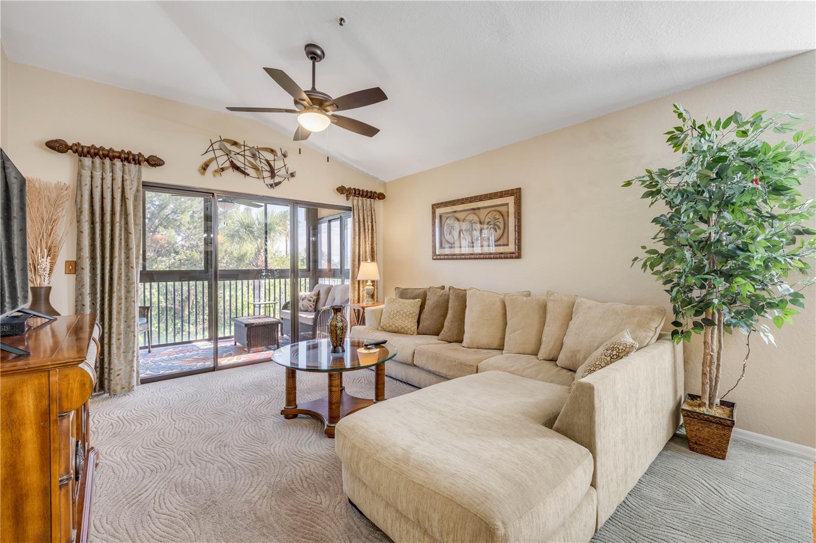 402 Bouchelle Dr #206 Property Photo 24
