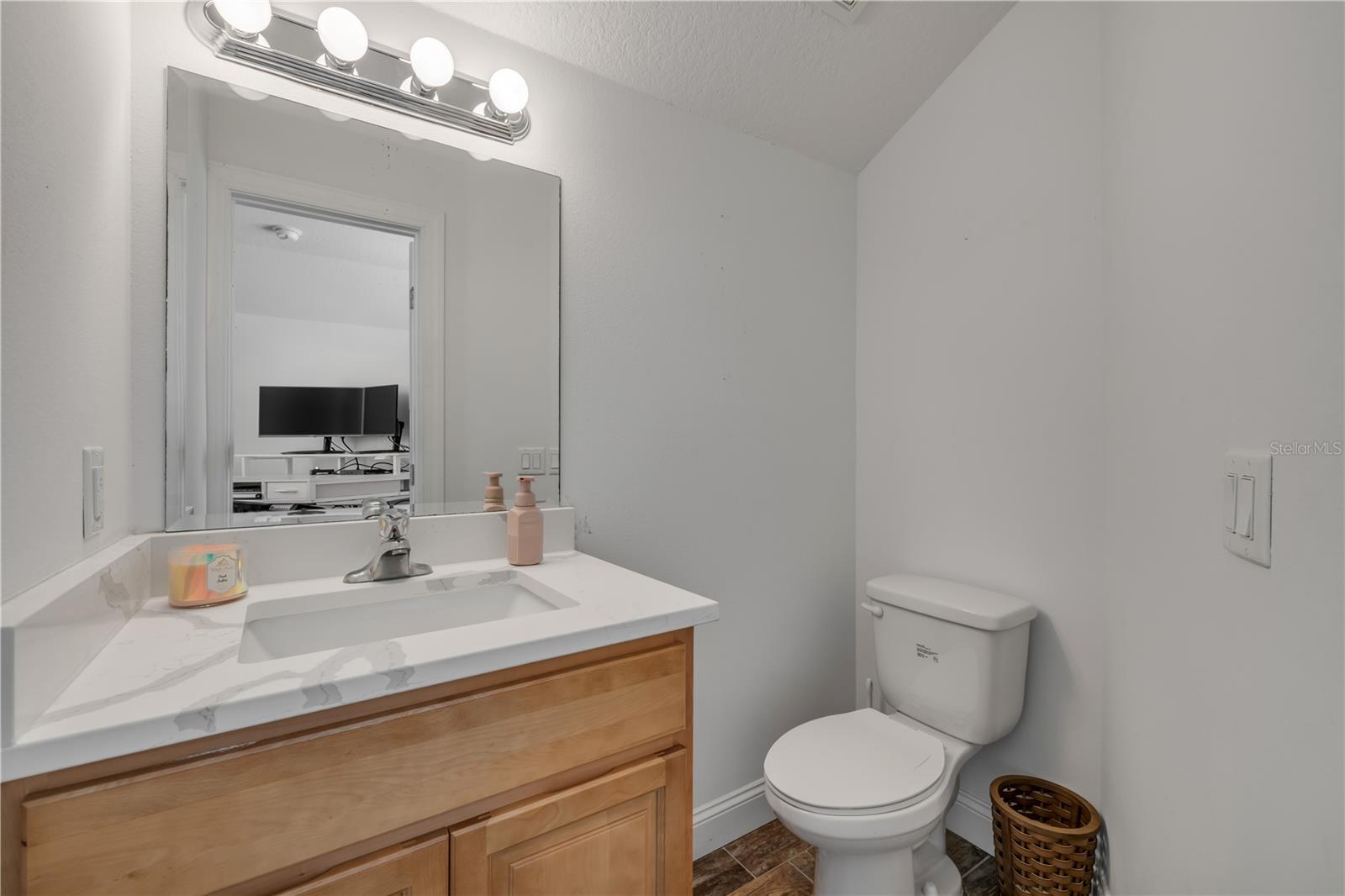 1804 Saxon Dr Property Photo 44