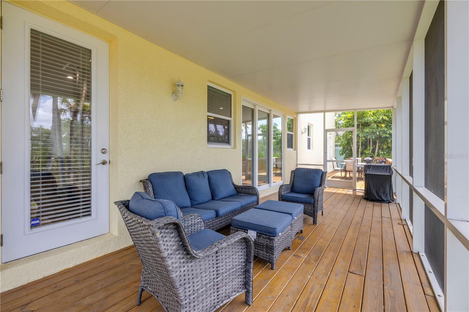 1804 Saxon Dr Property Photo 47