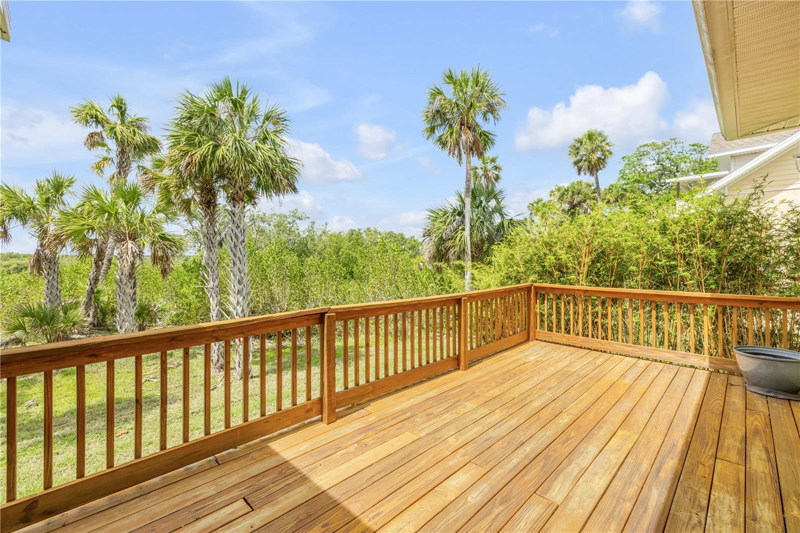 1804 Saxon Dr Property Photo 49