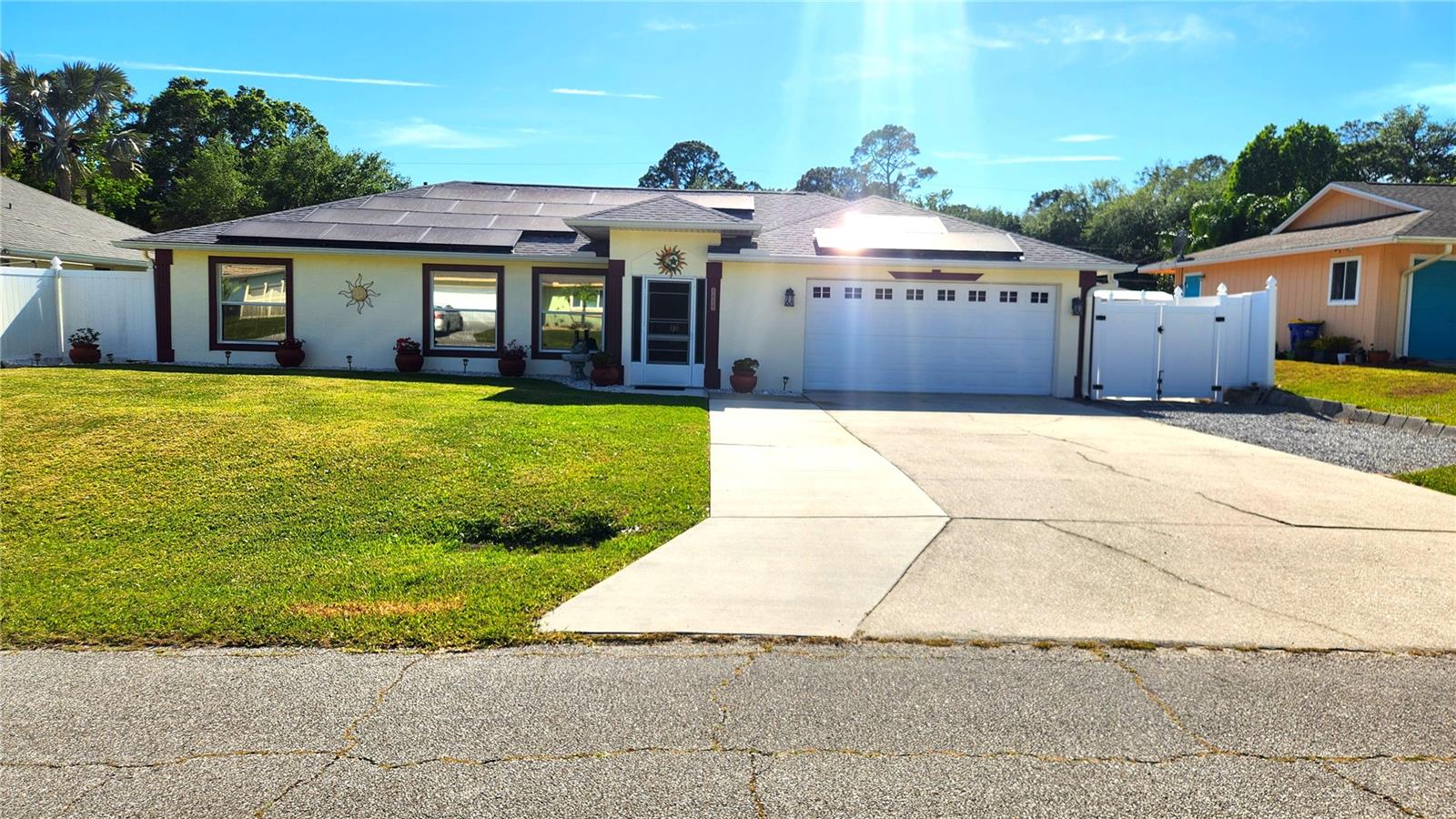 2820 Tamarind Dr Property Photo