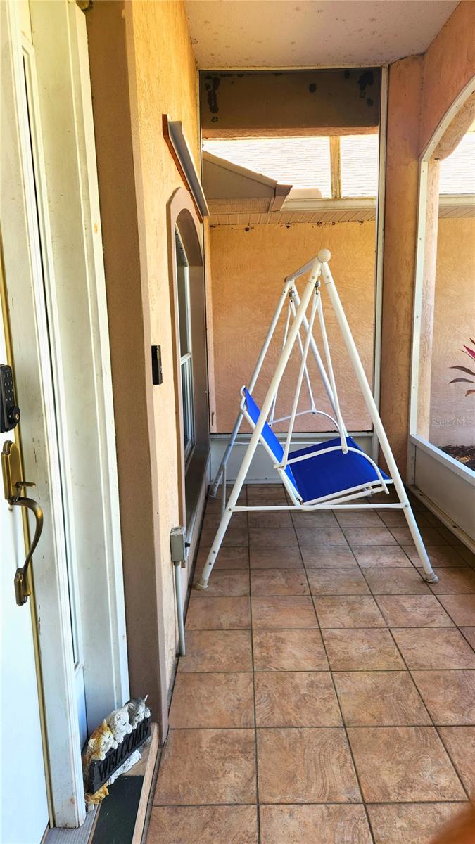 2530 Tamarind Dr Property Photo 4