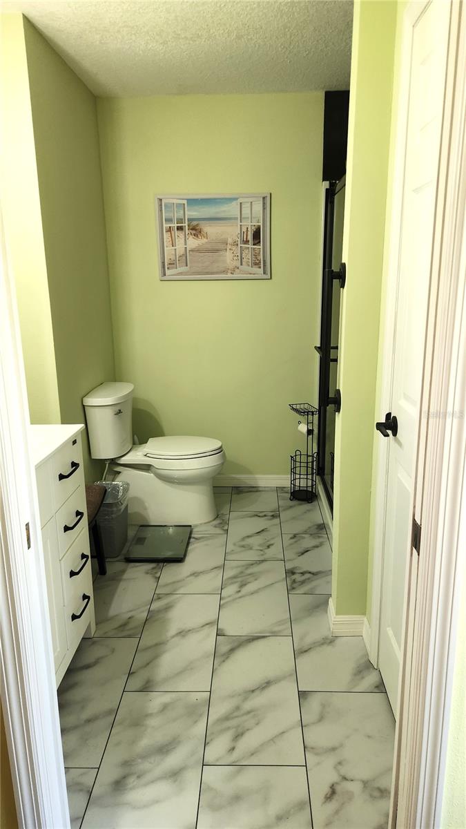 2530 Tamarind Dr Property Photo 17