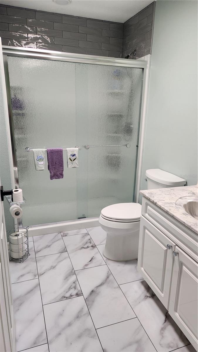 2530 Tamarind Dr Property Photo 18