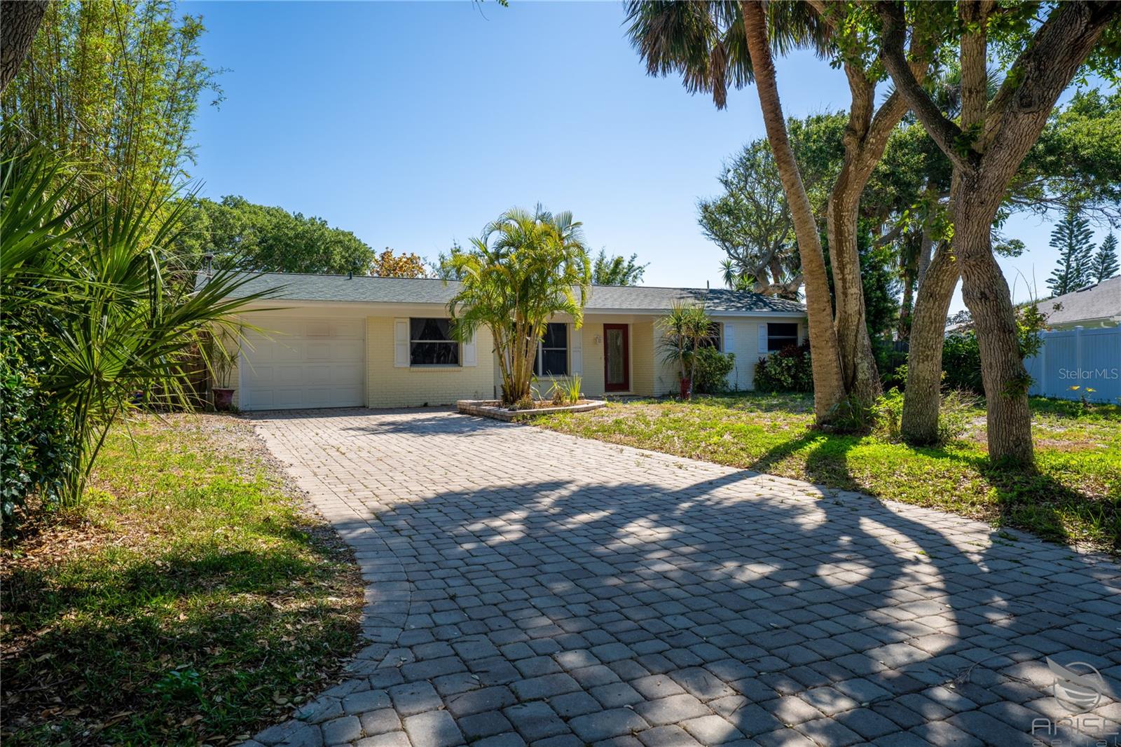 1 Carley Cir Property Photo 1