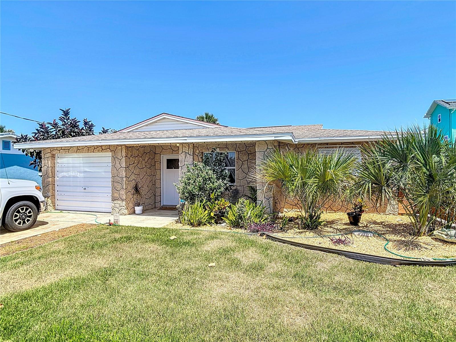 4219 Oriole Ave Property Photo