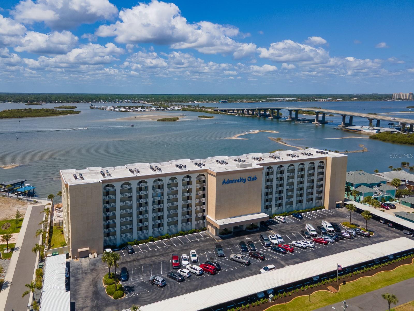 Admiralty Club Real Estate Listings Main Image