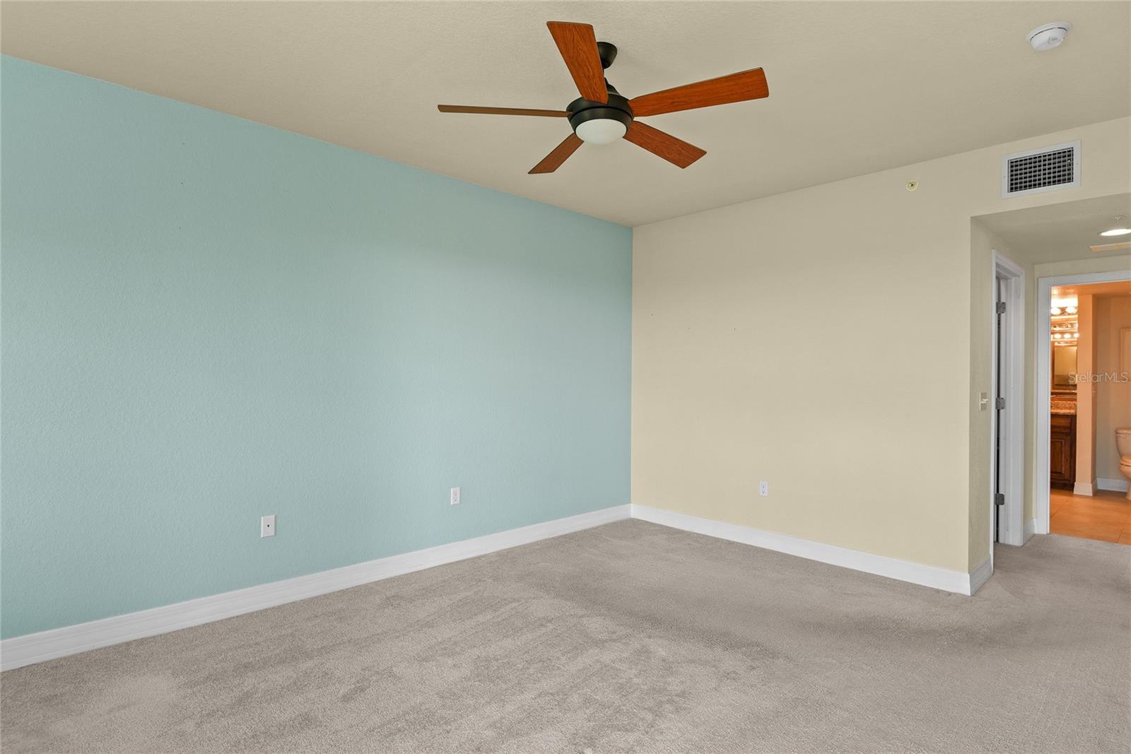 5300 S Atlantic Ave #19-403 Property Photo 22