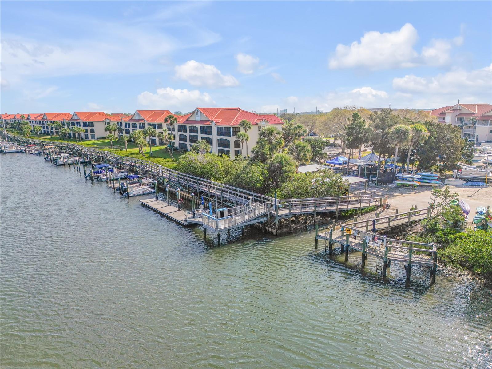 460 BOUCHELLE DR #104