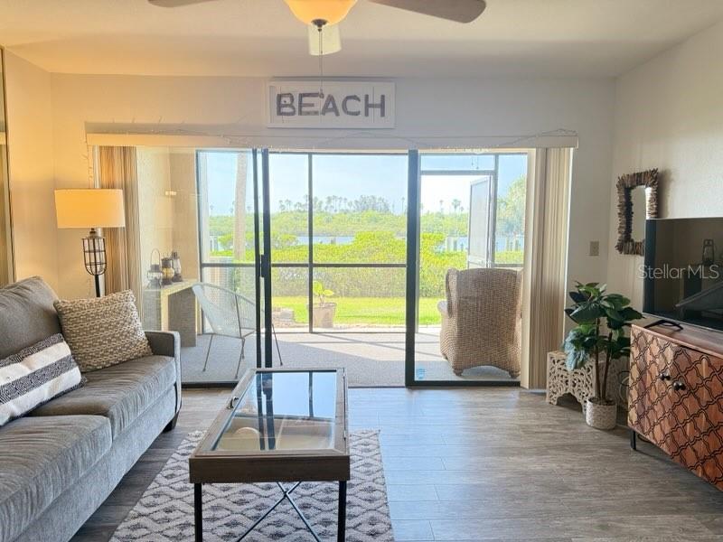 460 Bouchelle Dr #104 Property Photo 7