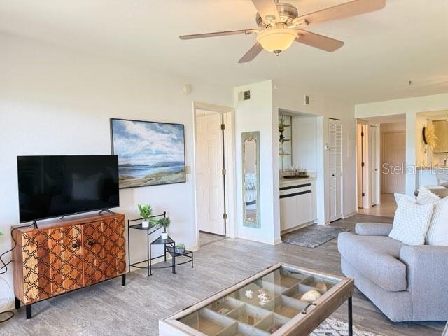 460 Bouchelle Dr #104 Property Photo 10